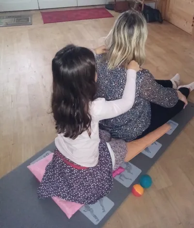 Massage enfant-parent en duo